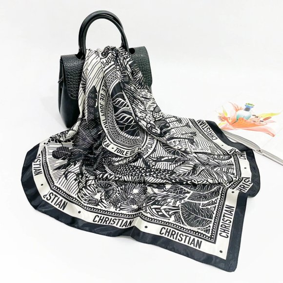 Black geometric print square scarf - Picture 3 of 5